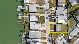 Picture of 596 S Bayshore Dr, Madeira Beach, FL 33708