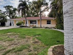 Picture of 4210 Carson Street Ne, St Petersburg, FL 33703