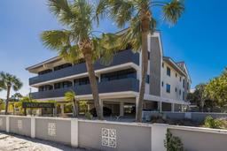 Picture of 6804 Gulf Drive Unit 6804, Holmes Beach, FL 34217