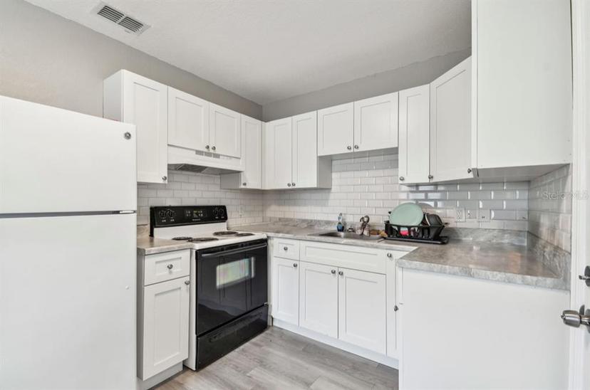 Picture of 803 W Warren Street, Plant City FL 33563