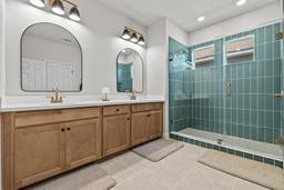 Picture of 28889 Orange Berry Unit Dr, Wesley Chapel, FL 33543