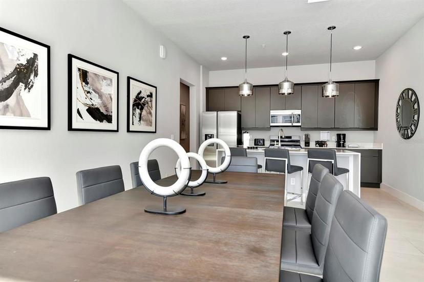 Picture of 7740 Sandy Ridge Drive Unit 136, Reunion FL 34747
