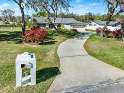Picture of 3731 Red Oak Court, Lake Wales, FL 33898