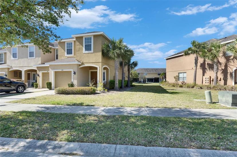 Picture of 6907 Holly Heath Drive, Riverview FL 33578