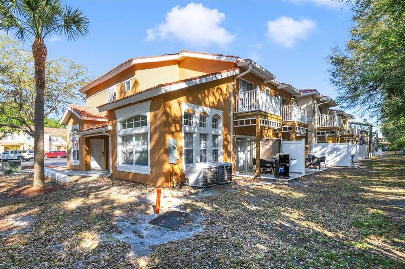 Picture of 1001 Park Ridge Circle, Kissimmee FL 34746
