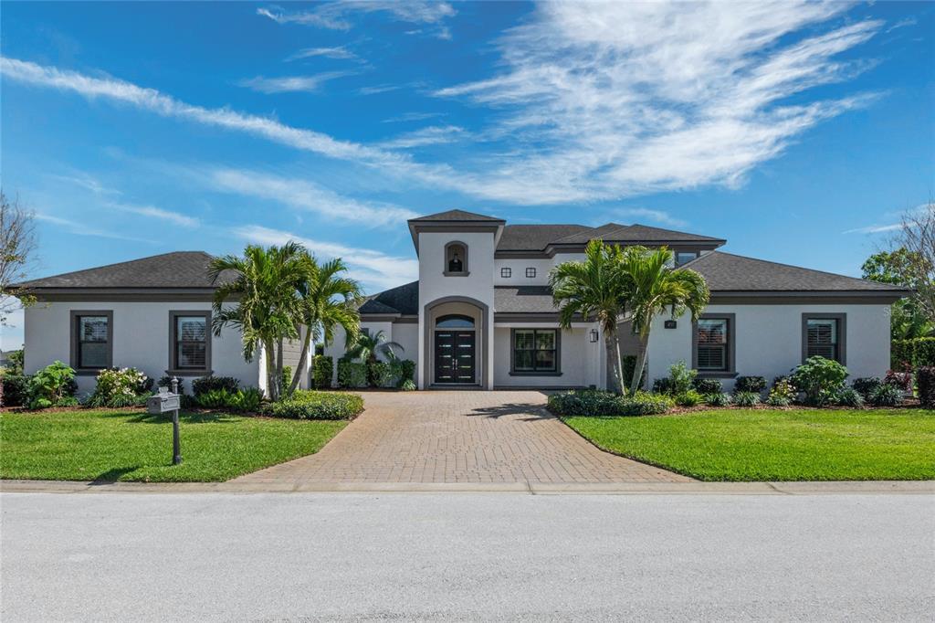 Picture of 4717 Emerald Palms Court, Winter Haven, FL 33884