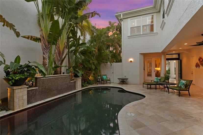 Picture of 926 Anchorage Road, Tampa FL 33602