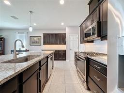 Picture of 434 Alcove Drive, Groveland, FL 34736