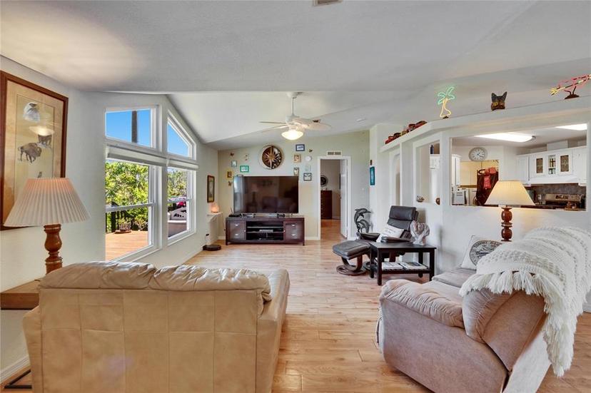 Picture of 8605 Parkway Circle, Riverview FL 33569