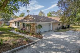 Picture of 4208 Winderlakes Drive, Orlando, FL 32835
