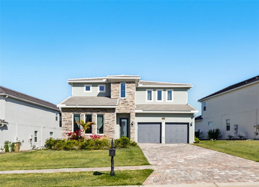 Picture of 16008 Volterra Point, Montverde, FL 34756