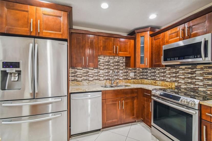 Picture of 7512 Dolonita Drive Unit 7512, Tampa FL 33615