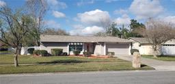 Picture of 15871 Country Lake Dr, Tampa, FL 33624