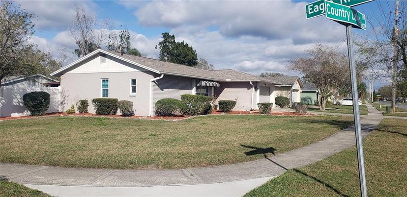 Picture of 15871 Country Lake Dr, Tampa FL 33624