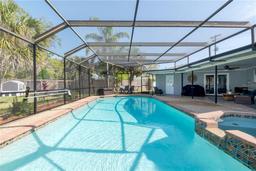 Picture of 4807 W Country Club Drive, Sarasota, FL 34243