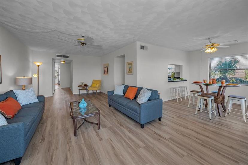 Picture of 19451 Gulf Boulevard Unit 301, Indian Shores FL 33785