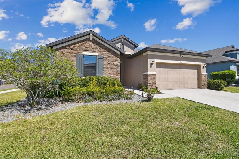 Picture of 1241 Florablu Drive, Seffner FL 33584