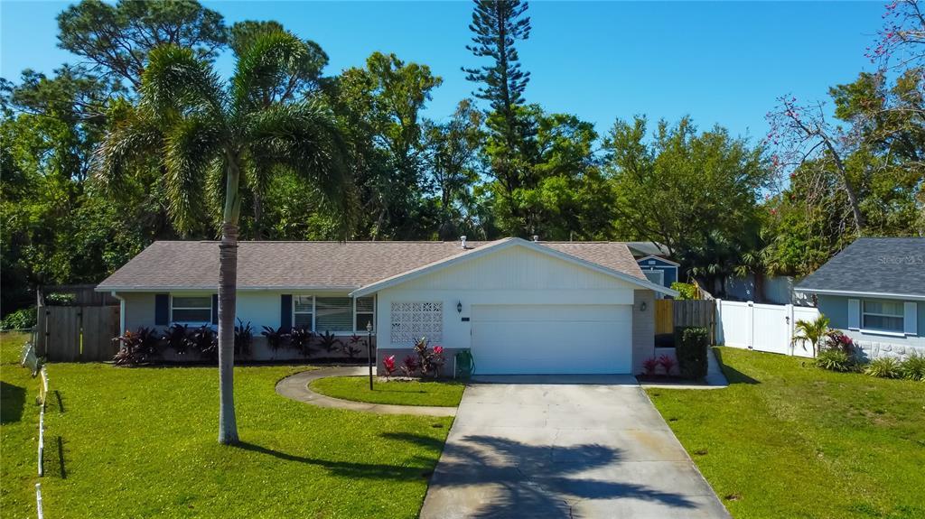 Picture of 5002 54Th Way N, St Petersburg, FL 33709