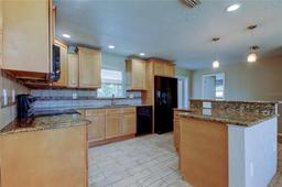 Picture of 5002 54Th Way N, St Petersburg, FL 33709