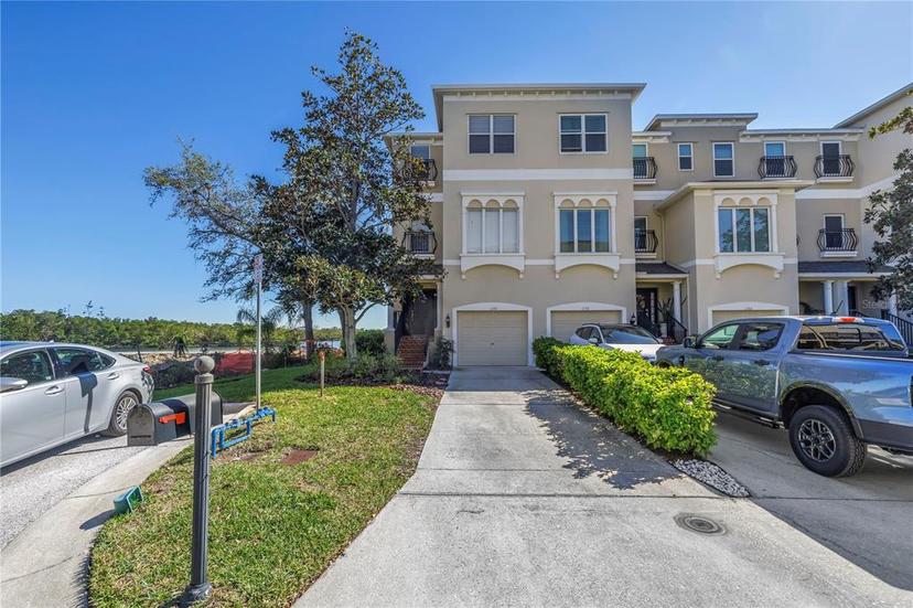 Picture of 1196 Gandy Crest Drive Ne, St Petersburg FL 33702
