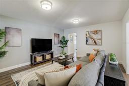 Picture of 609 Osceola Road, Belleair, FL 33756