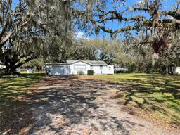 Picture of 1502 S Wiggins Road, Plant City, FL 33566