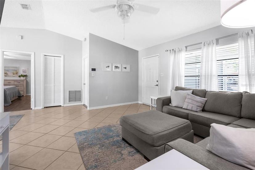 Picture of 15911 Crying Wind Drive, Tampa FL 33624