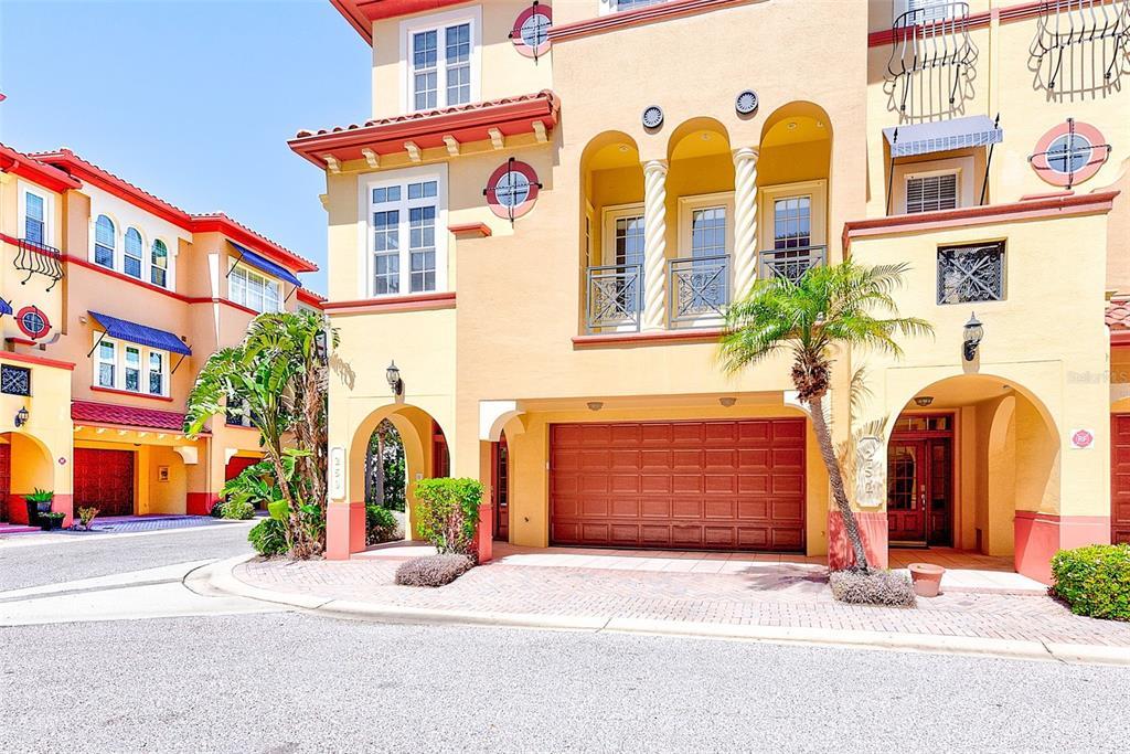 Picture of 250 Seagate Court, Dunedin, FL 34698