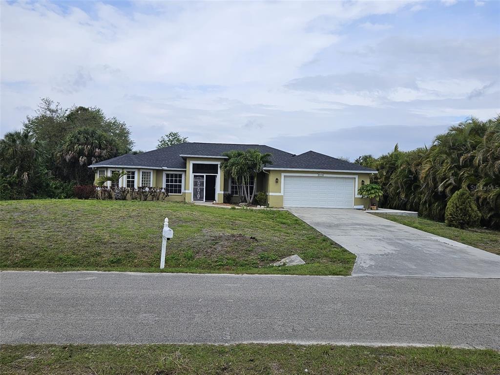 Picture of 713 Palmetto, Lehigh Acres, FL 33972