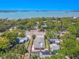 Picture of 2121 Park Street N, St Petersburg, FL 33710