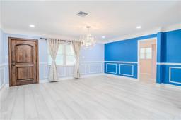 Picture of 2121 Park Street N, St Petersburg, FL 33710