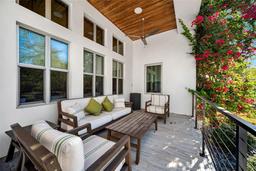 Picture of 145 16Th Avenue Ne, St Petersburg, FL 33704