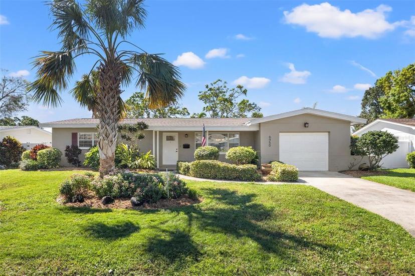 Picture of 6950 12Th Avenue N, St Petersburg FL 33710
