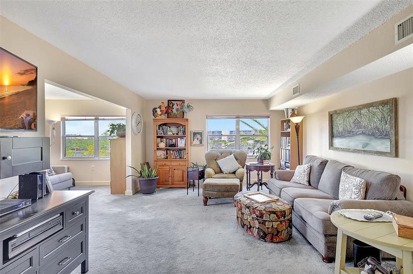 Picture of 9950 62Nd Terrace N Unit 319, St Petersburg FL 33708
