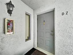 Picture of 1337 Pine Ridge Circle E Unit D2, Tarpon Springs, FL 34688