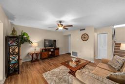 Picture of 10519 Weeping Willow Place, Tampa, FL 33624