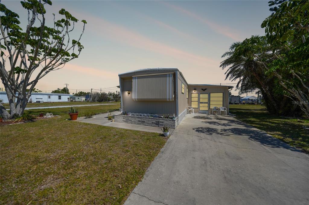 Picture of 1407 Seagull Drive, Englewood, FL 34224