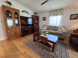 Picture of 20000 Us Highway 19 N Unit 512, Clearwater, FL 33764