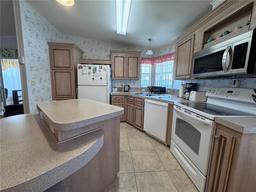Picture of 20000 Us Highway 19 N Unit 512, Clearwater, FL 33764