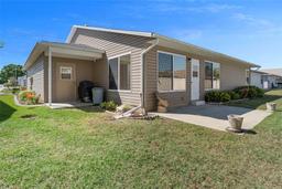 Picture of 1939 Prairie Dunes Circle N, Lakeland, FL 33810