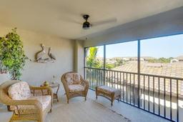 Picture of 5685 Palmer Circle Unit 202, Bradenton, FL 34211