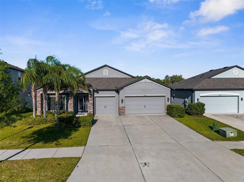 Picture of 11432 Leland Groves Drive, Riverview FL 33579