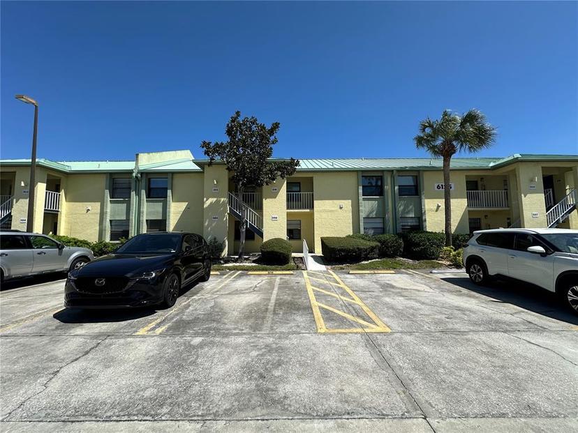 Picture of 6125 113Th Street Unit 505, Seminole FL 33772