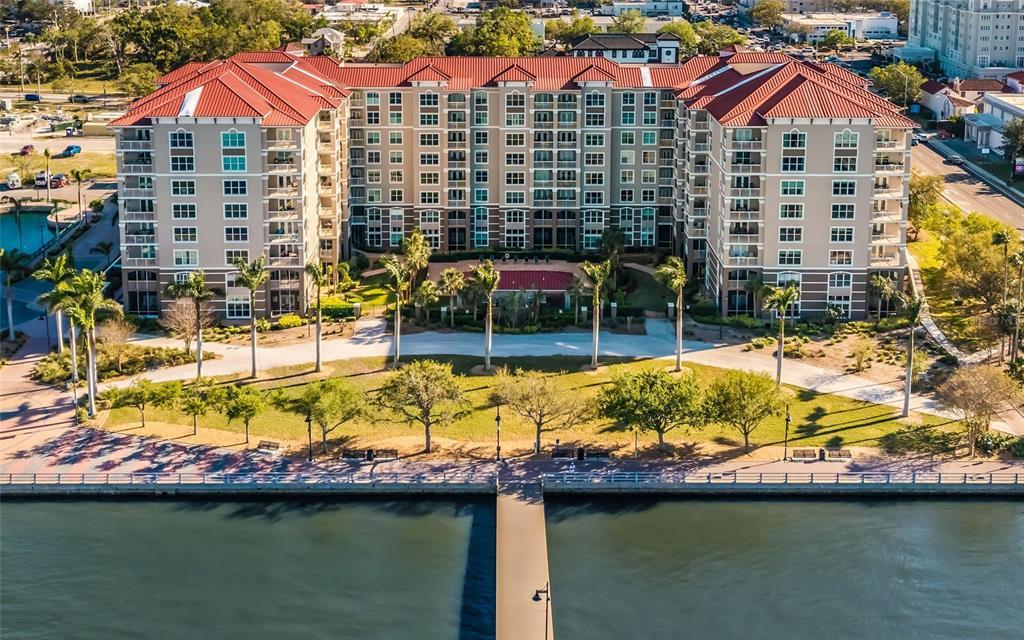 Picture of 808 3Rd Avenue W Unit 205, Bradenton, FL 34205
