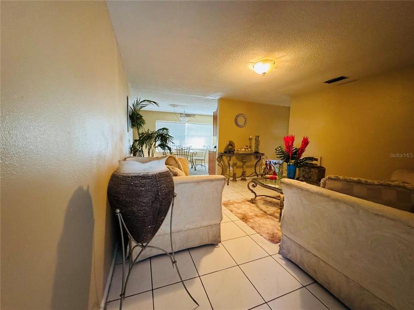 Picture of 205 Elinor Avenue S, Dundee FL 33838