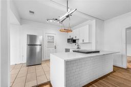 Picture of 1339 13Th Street W, Bradenton, FL 34205