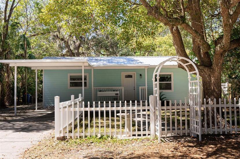 Picture of 750 NE 2Nd Avenue, Crystal River FL 34428