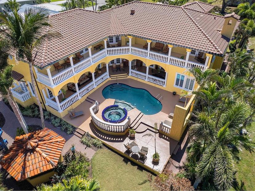 Picture of 416 Baycrest Drive, Venice FL 34285