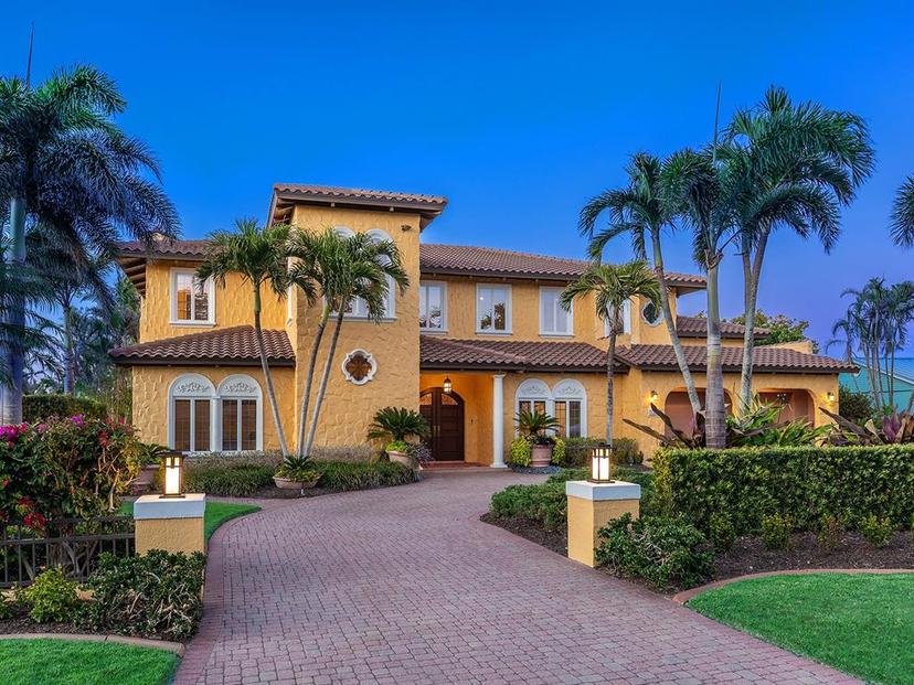 Picture of 416 Baycrest Drive, Venice FL 34285