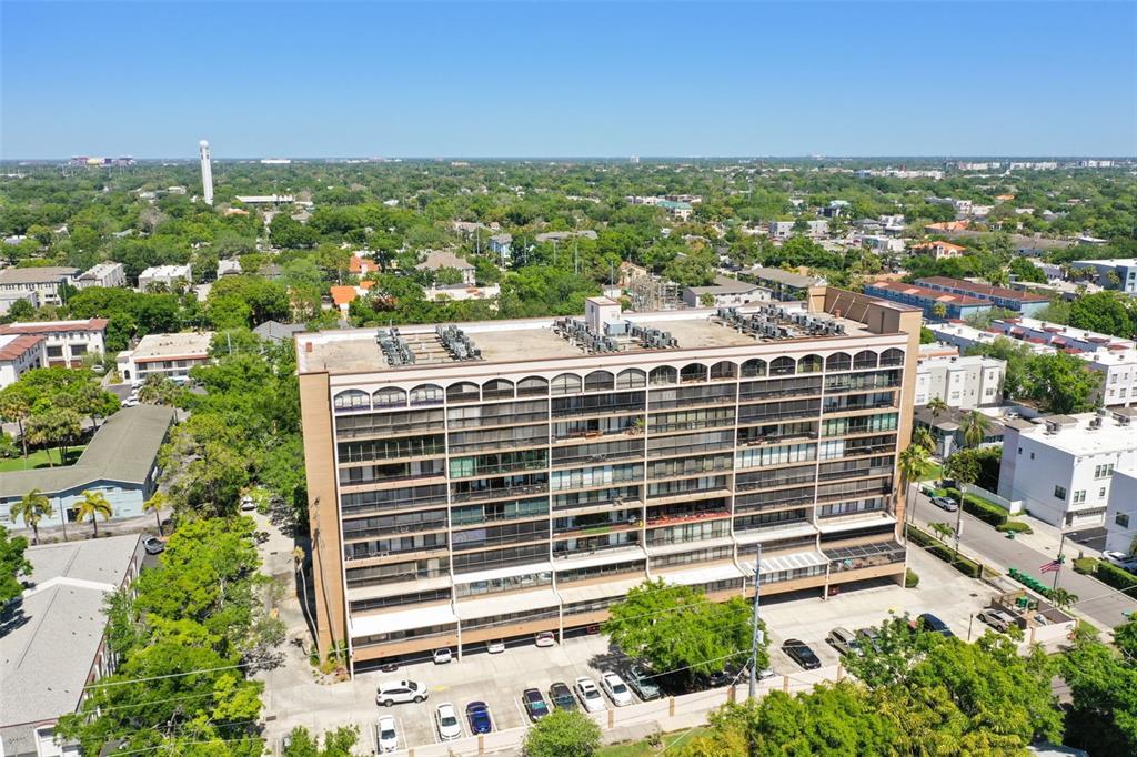 Picture of 3211 W Swann Avenue Unit 302, Tampa, FL 33609